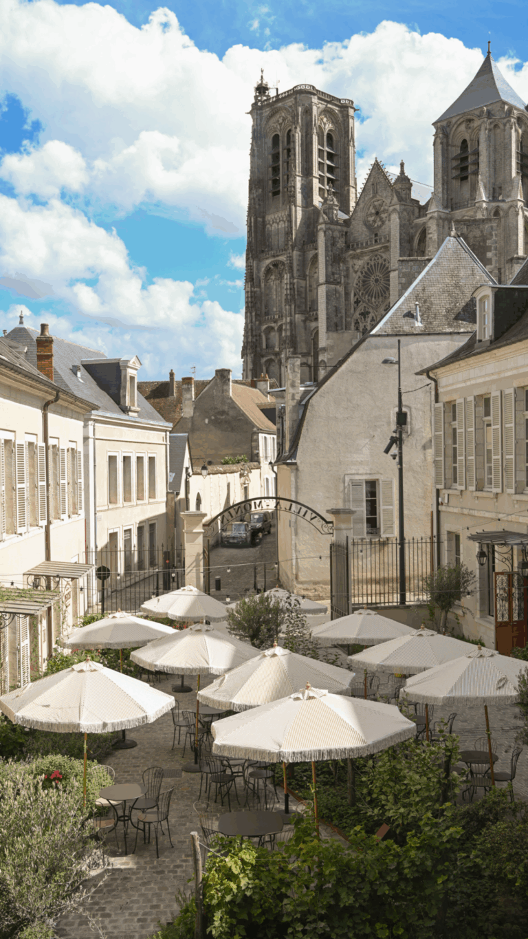 Villa Monin terasse Cocktail bar 1912